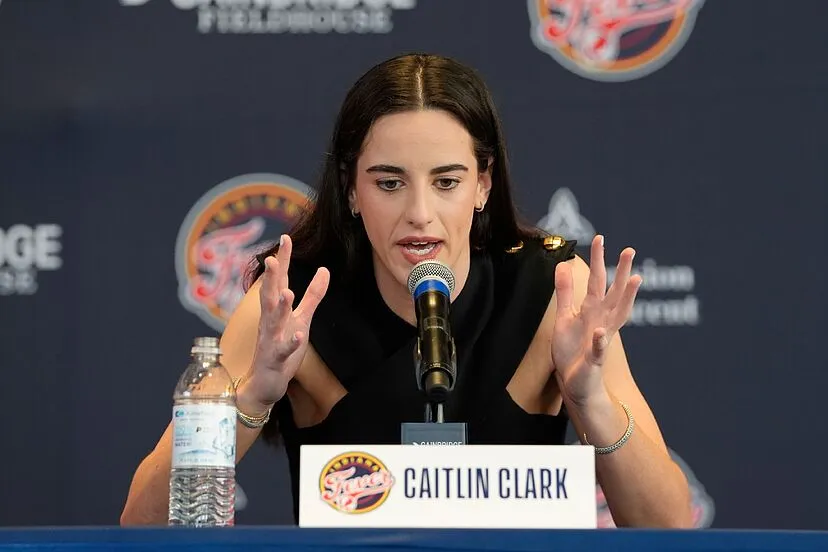 Caitlin Clark send a shocking social media message to the fans/team.