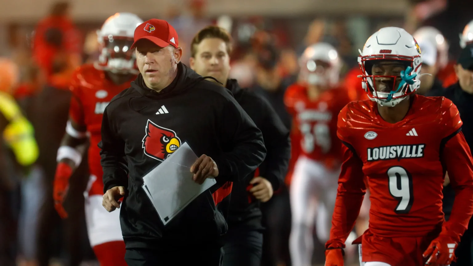 During the transfer portal’s open period in April, Louisville football saw ten players depart but added five new signings. Here are three positions they should focus on…