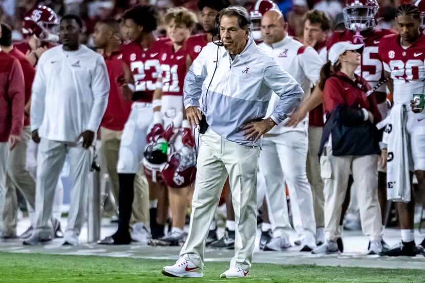 Sad News: ESPN REPORT, plane crash claims the lives of 5 alabama football top men including…