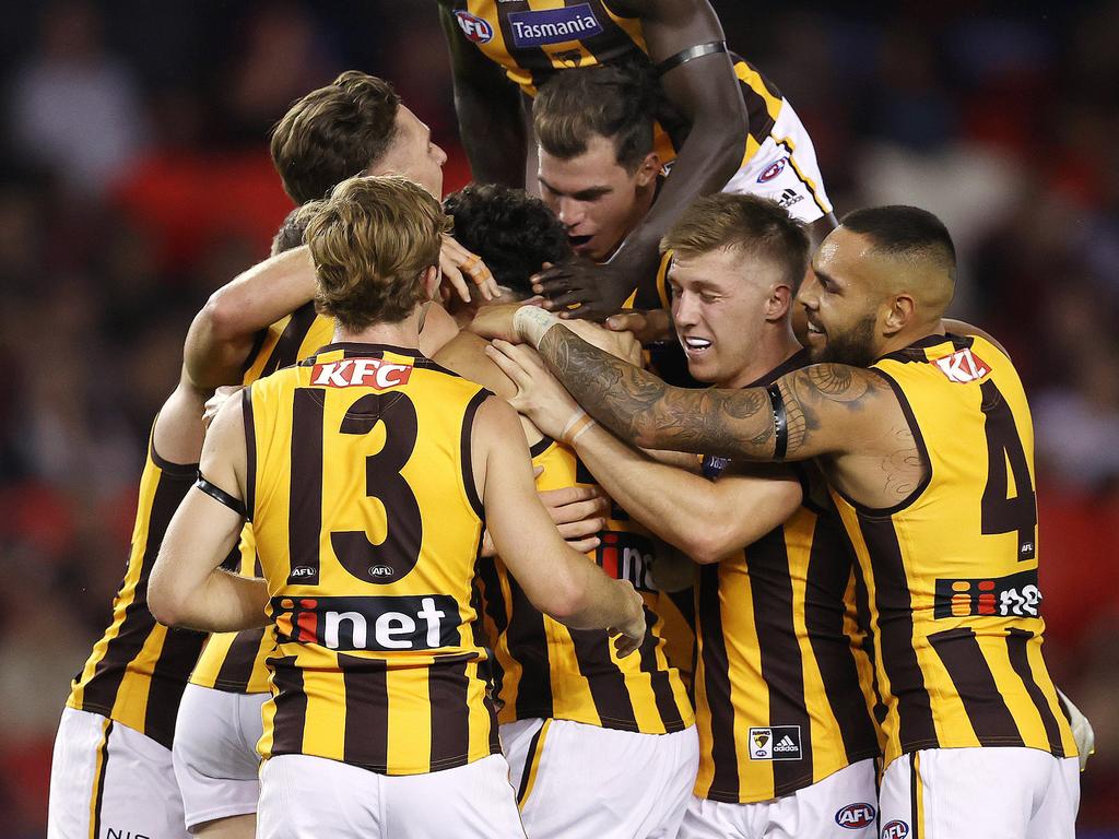 Breaking News: Hawthorn Top Star Confirms He Wants To Return