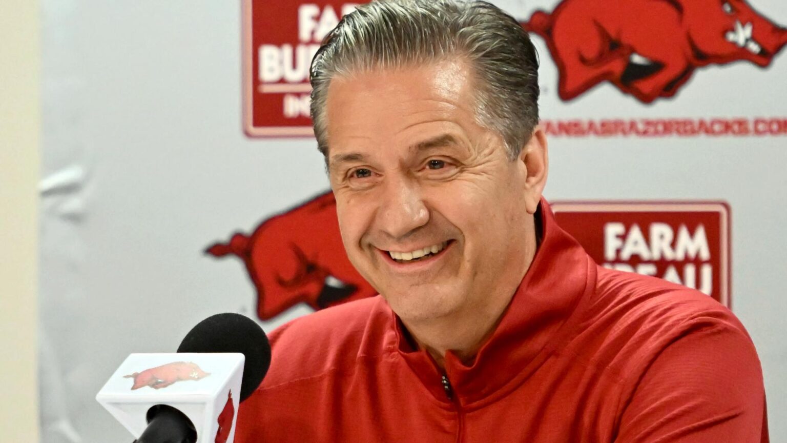 As the Razorbacks’ NBA season approaches, Coach John Calipari expresses his excitement for the future of Arkansas basketball.