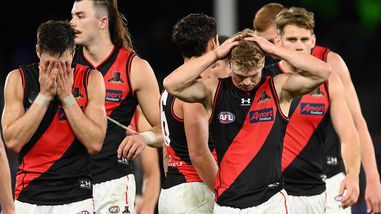 A Painful Departure: Essendons bombers star Player Is Gone……..