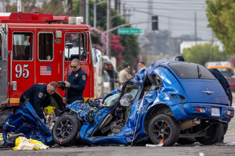 SAD NEWS: Six other people and two Detroit Lions players perish in an automobile accident.