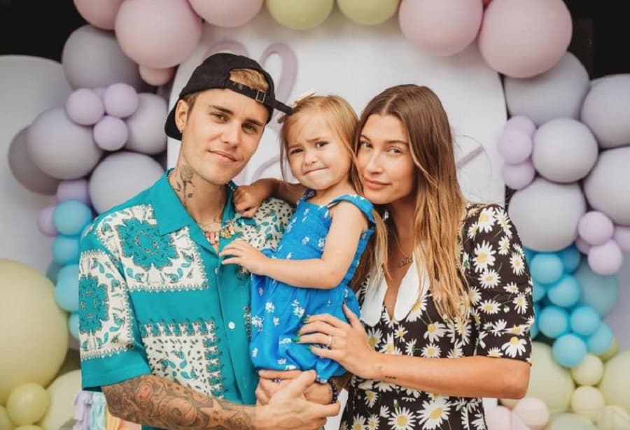 SAD NEWS:  Justin Bieber’ wife and 1 daughter die in a plane crash today……..