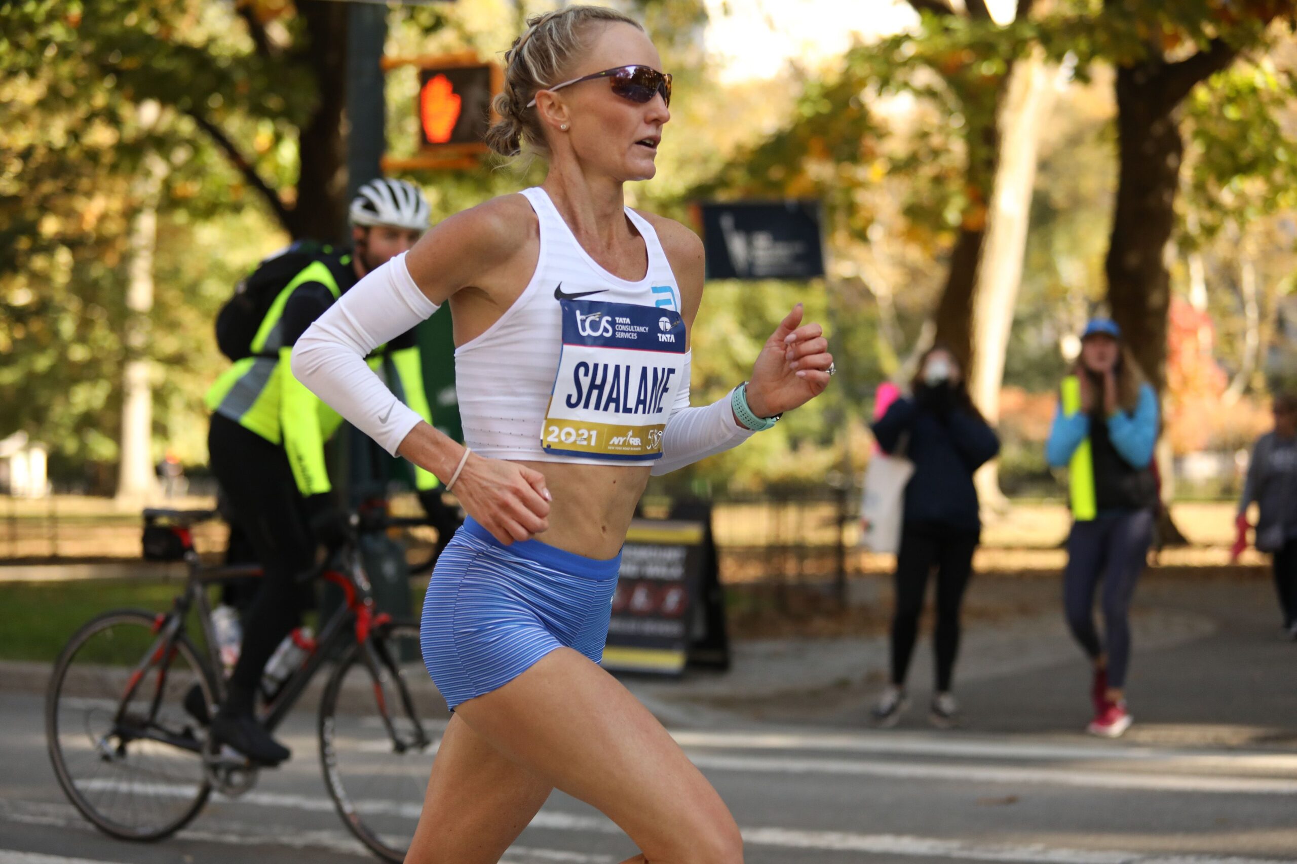 R. P .S.: Flowing The Passing away of a Cherished 40-yeaAF Runner Star, Shalane Flanagan break down in tears as…see more