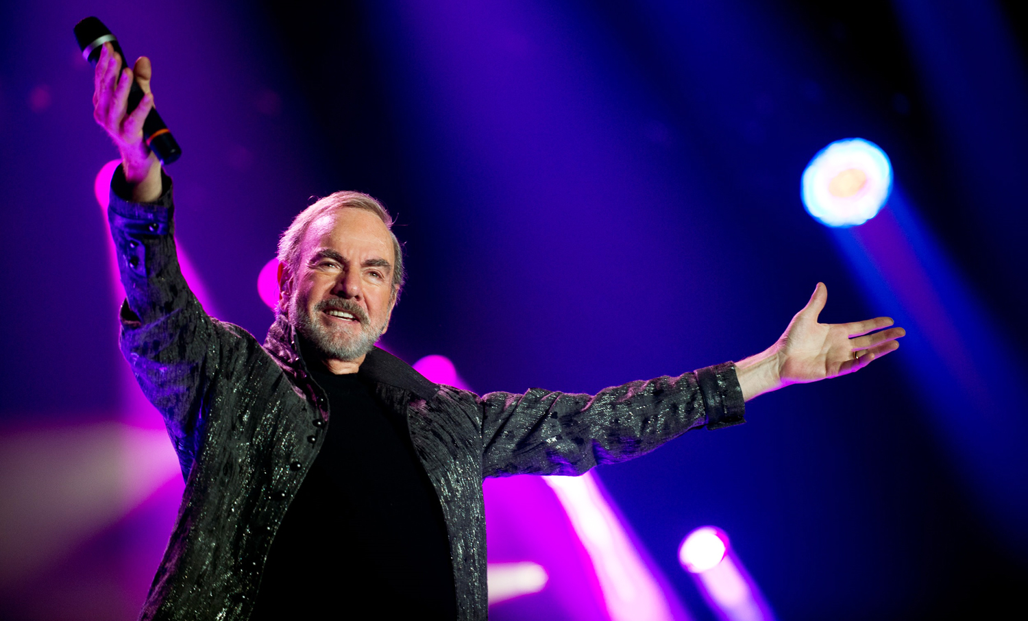 SAD NEWS: NEIL DIAMOND  Confirm…..see more daiktai…