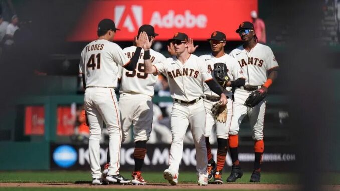 contract renewed: San Francisco Giants Re-sign his contract