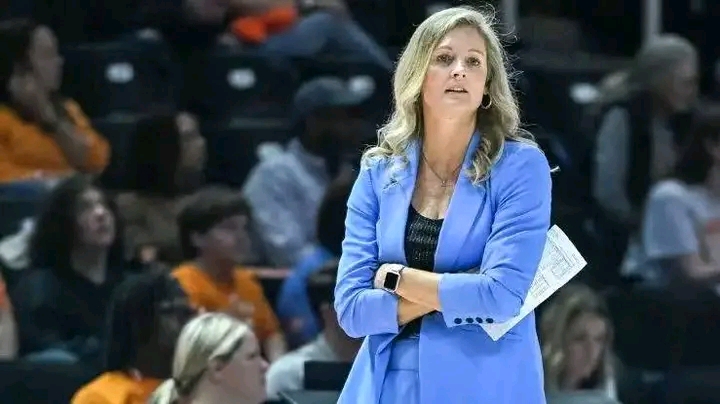 DONE DEAL: The UK will appoint Kellie Harper a former Tennessee women’s basketball coach as an assistant coach…