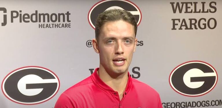 Georgia Bulldogs starting QB Carson Beck declined to play tomorrow’s game vs Texas Longhorns due to…