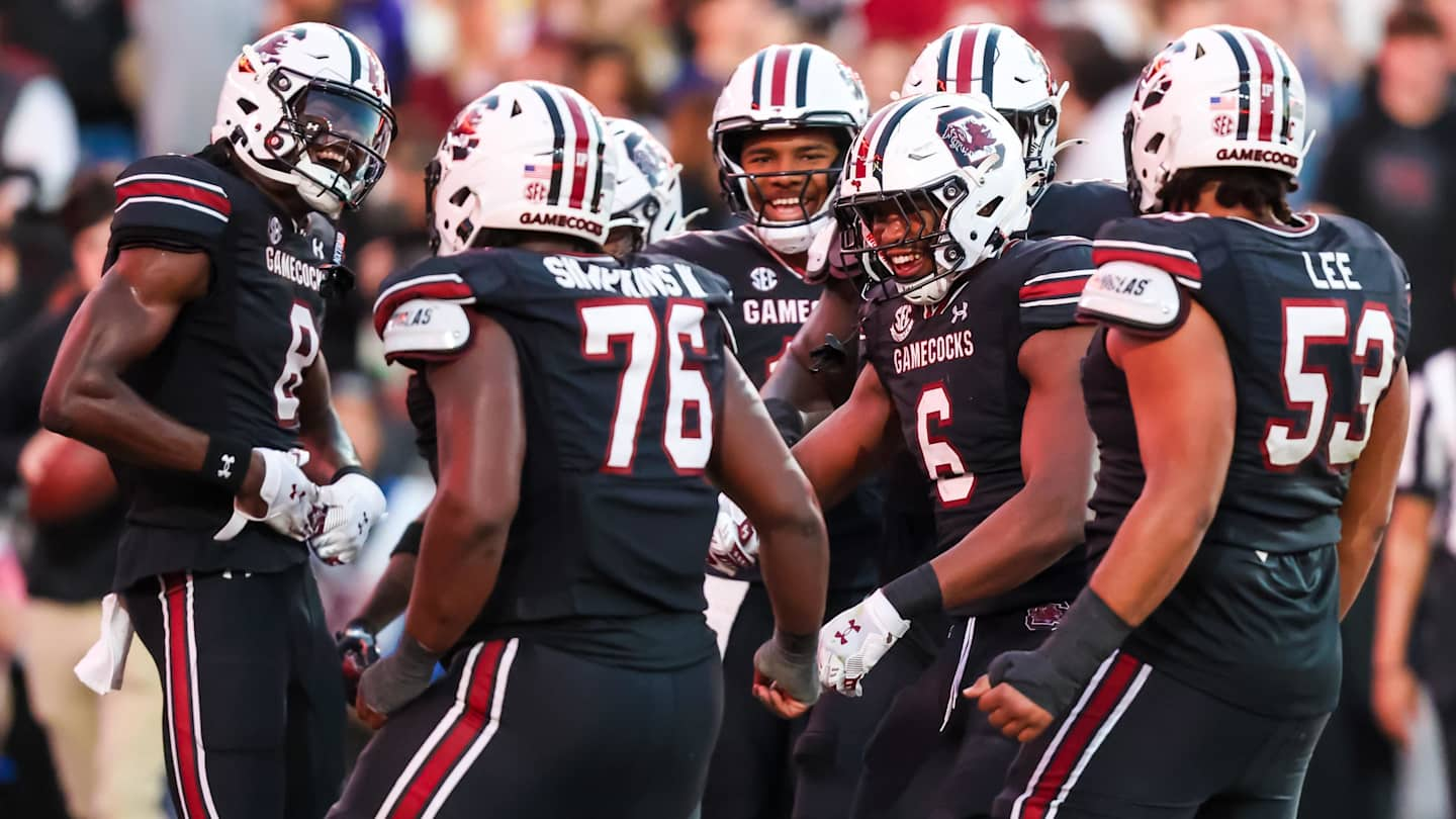 Good News for gamecock Fans: Netflix to Release Highly Anticipated Documentary on South Carolina gamecock  Football, Offering an In-Depth Look at the Team’s Legacy