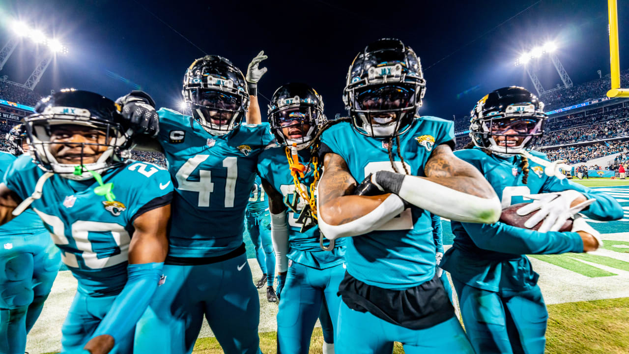 MASSIVE: Netflix to Debut Premiere Documentary Series on the Jacksonville Jaguars in 2025; Unveiling the Jaguars Legacy….