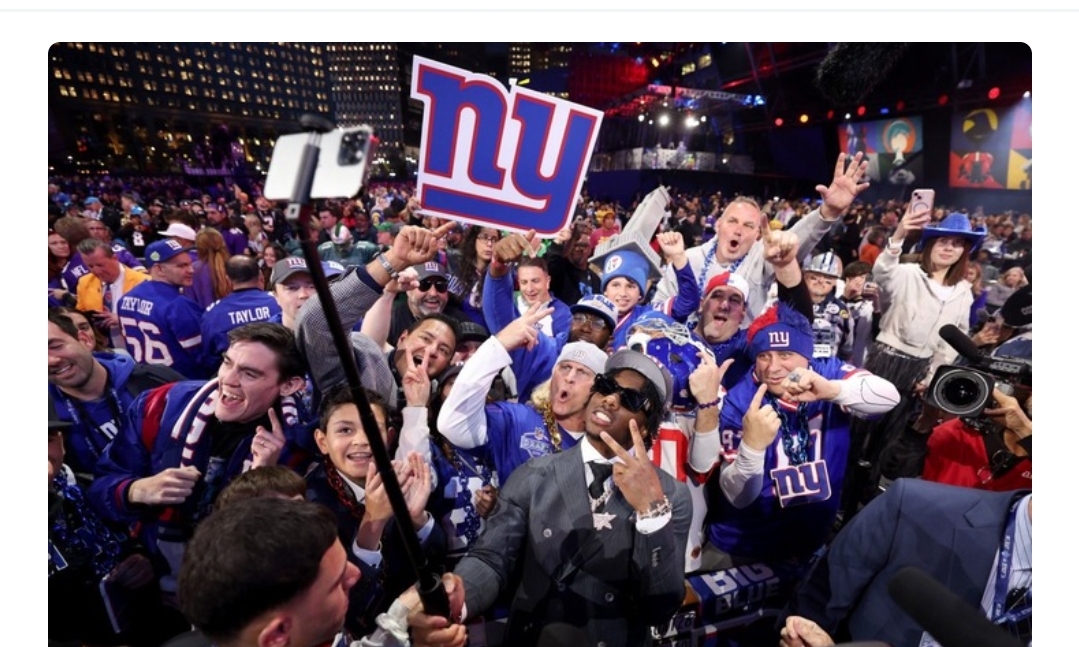 A Minute Ago: The Giants’ Blockbuster Trade That Shook the NFL….