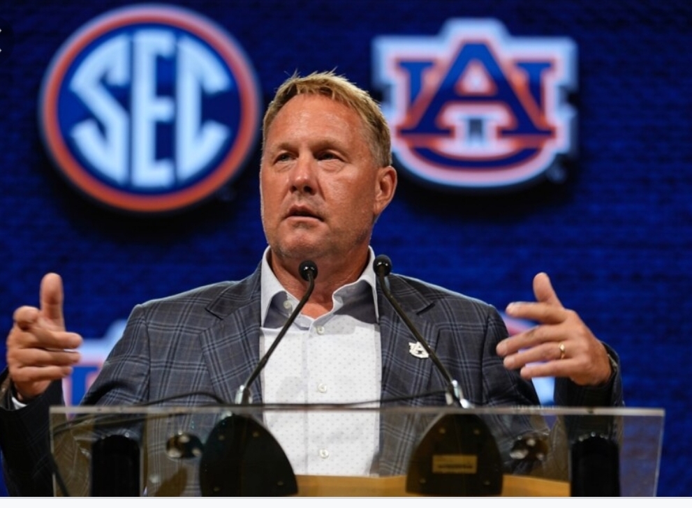 Sad departure: it’s very unfortunate to believe but it happens, Auburn Tiger head coach  Hugh Freeze just announced fired by signing……….. more details 